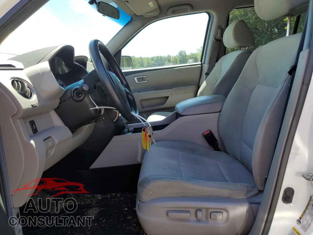 HONDA PILOT 2012 - 5FNYF4H45CB026048