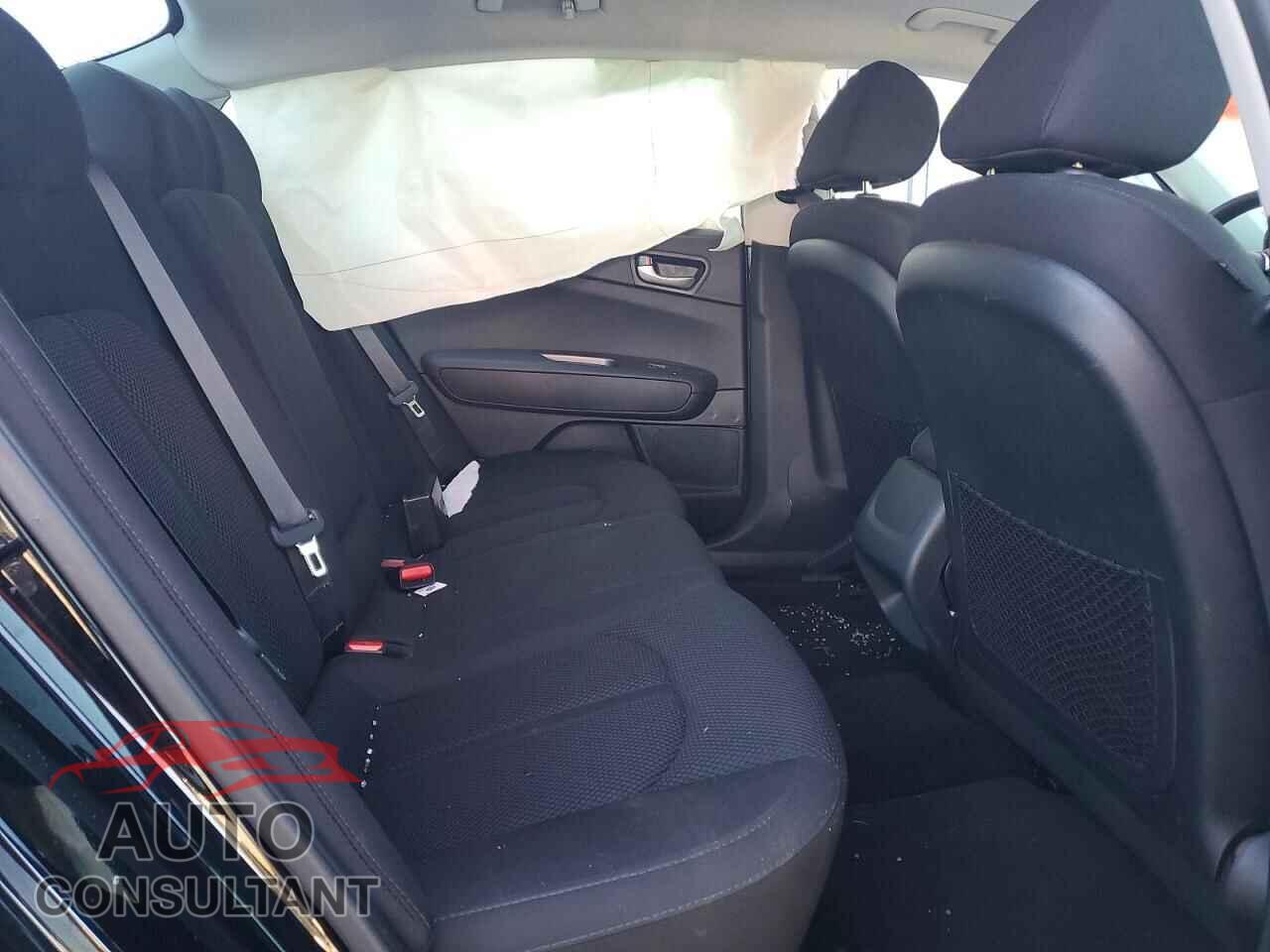 KIA OPTIMA 2019 - 5XXGT4L32KG335541