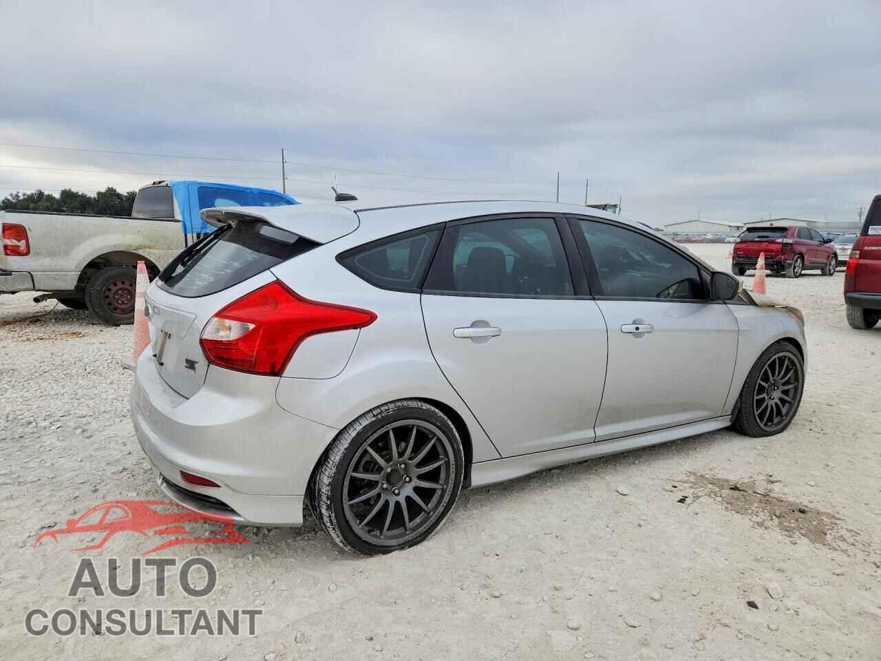 FORD FOCUS 2014 - 1FADP3L96EL168228