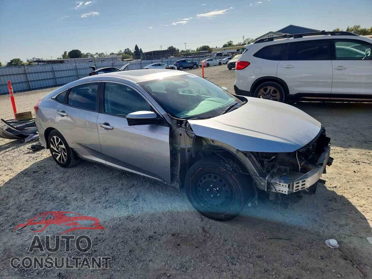 HONDA CIVIC 2017 - 19XFC2F78HE204694