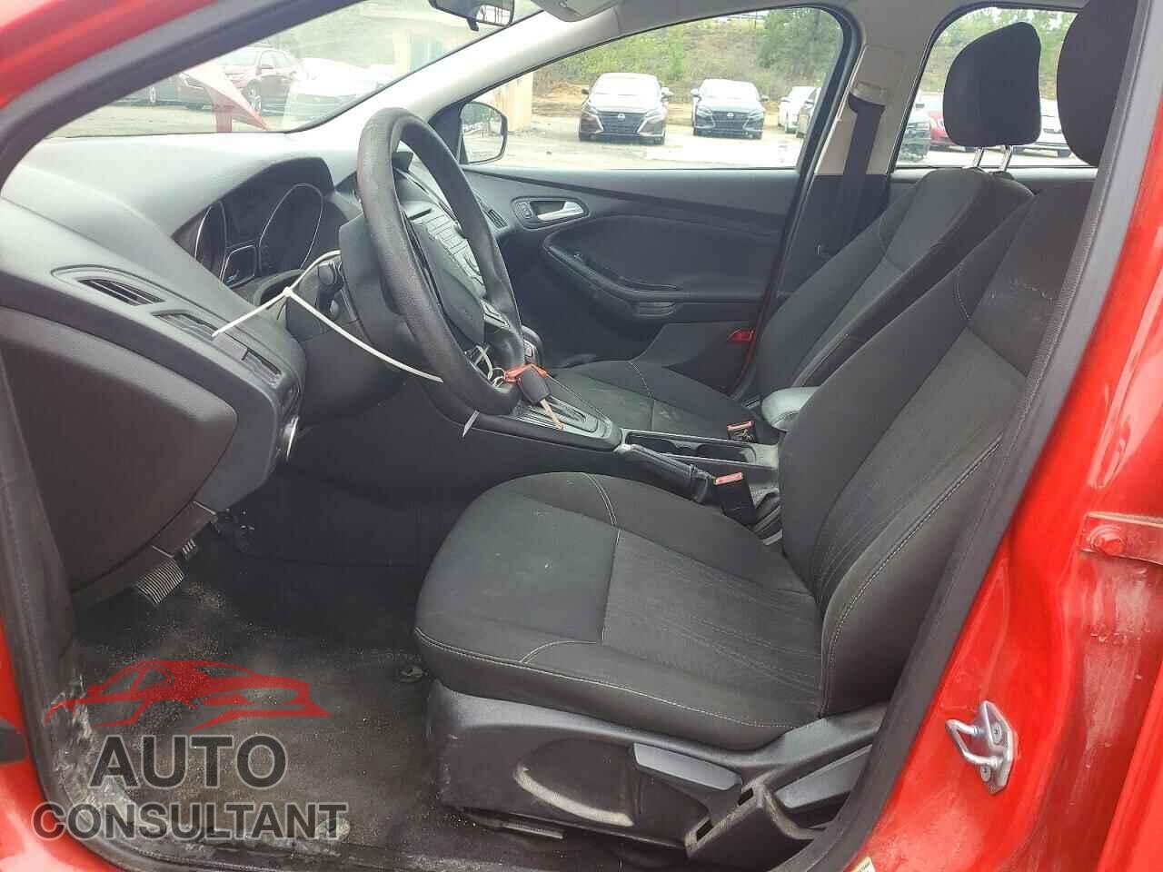 FORD FOCUS 2017 - 1FADP3F29HL276197