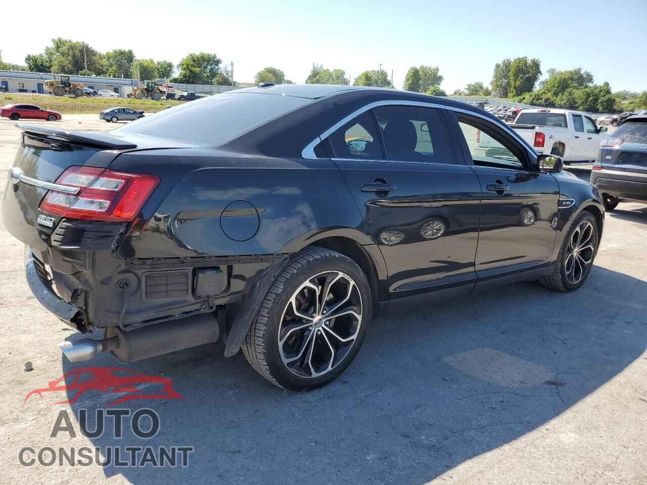 FORD TAURUS 2015 - 1FAHP2KT3FG133357
