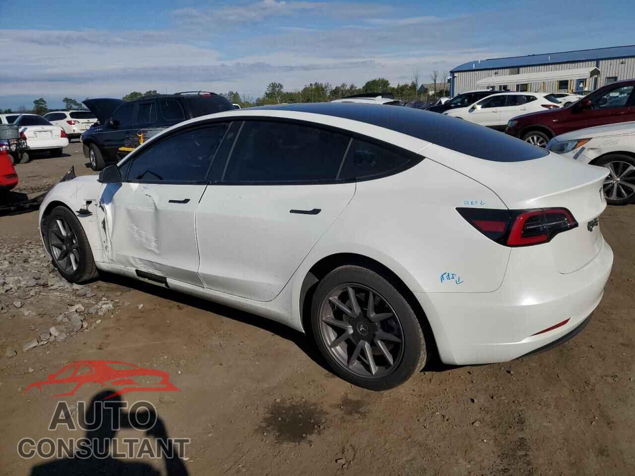TESLA MODEL 3 2023 - 5YJ3E1EA4PF568429