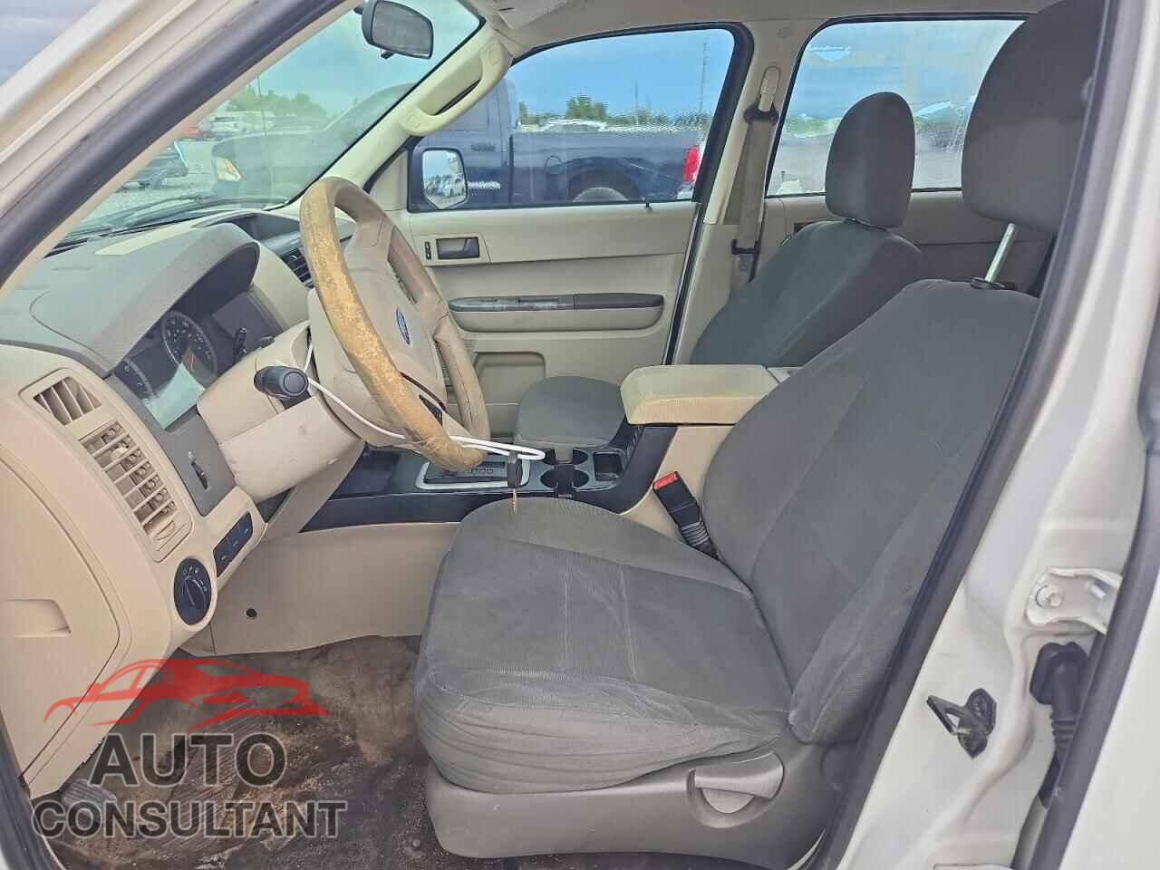 FORD ESCAPE 2011 - 1FMCU0C75BKC42991