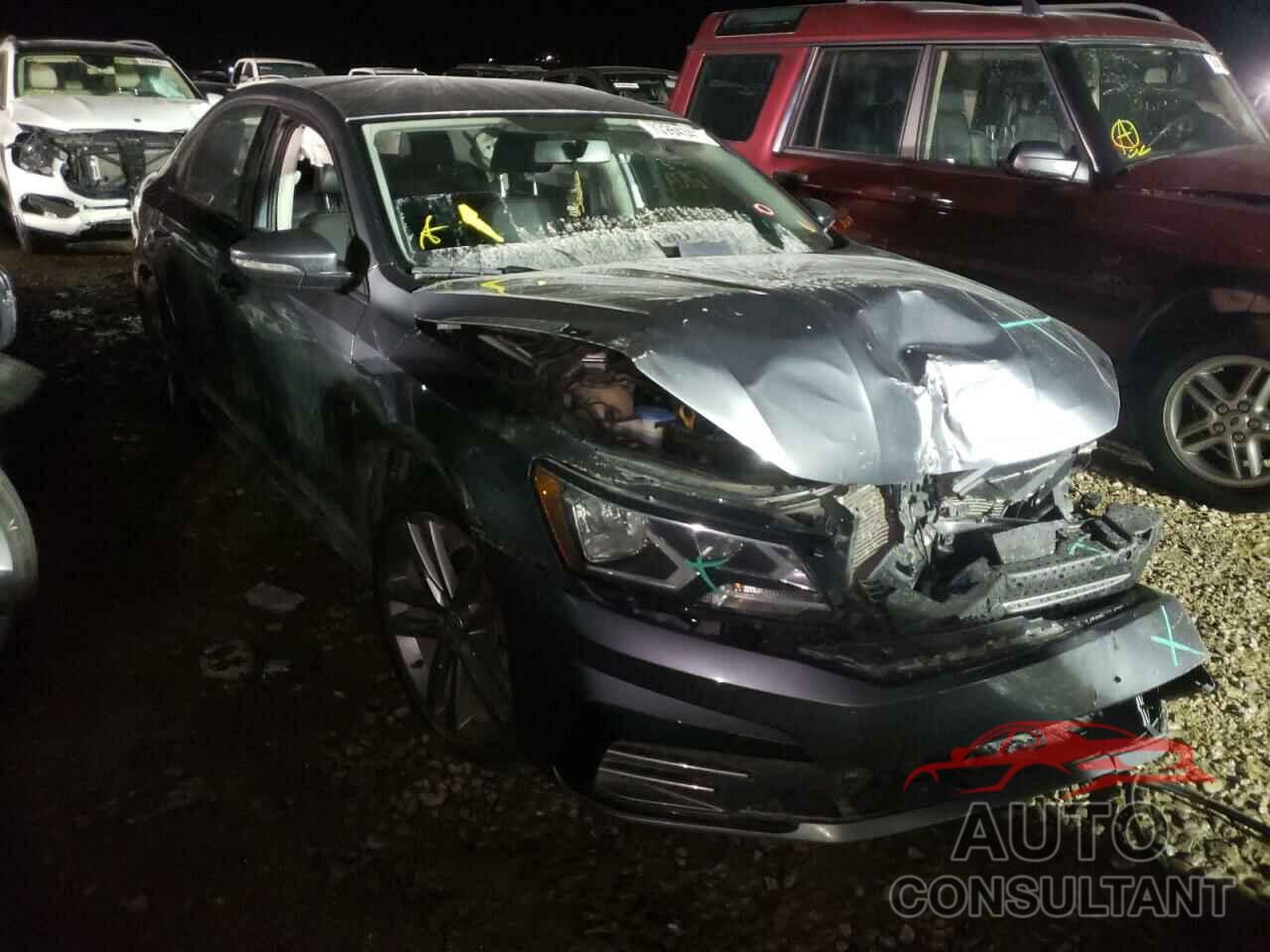 VOLKSWAGEN PASSAT 2018 - 1VWAA7A34JC031462