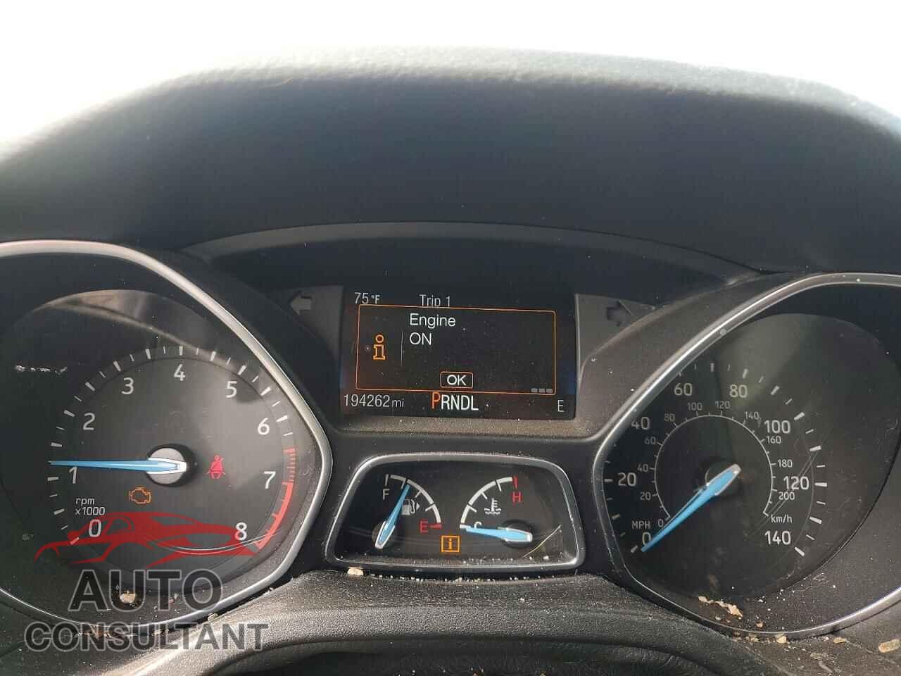 FORD FOCUS 2015 - 1FADP3F22FL319677