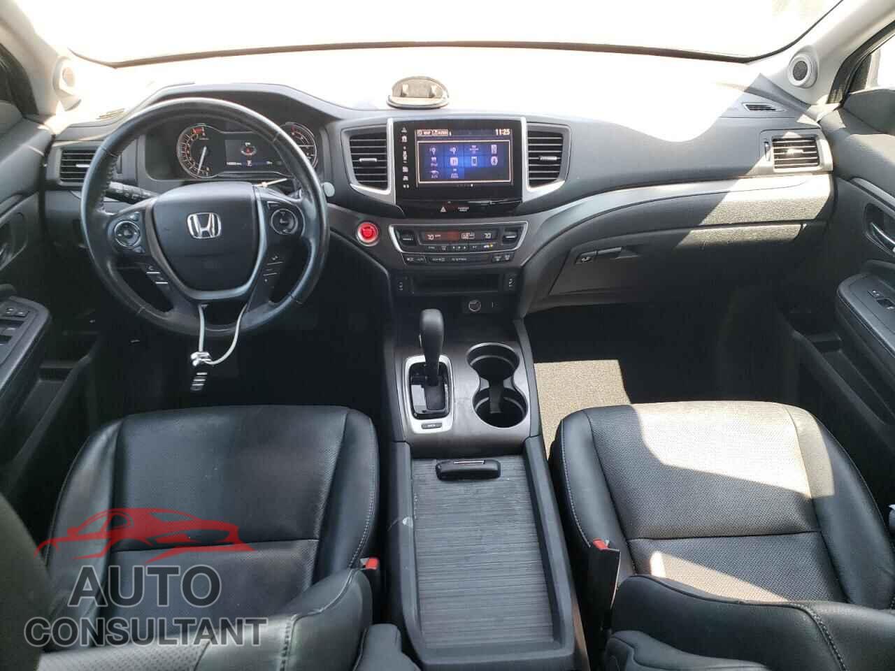 HONDA RIDGELINE 2017 - 5FPYK2F61HB005247