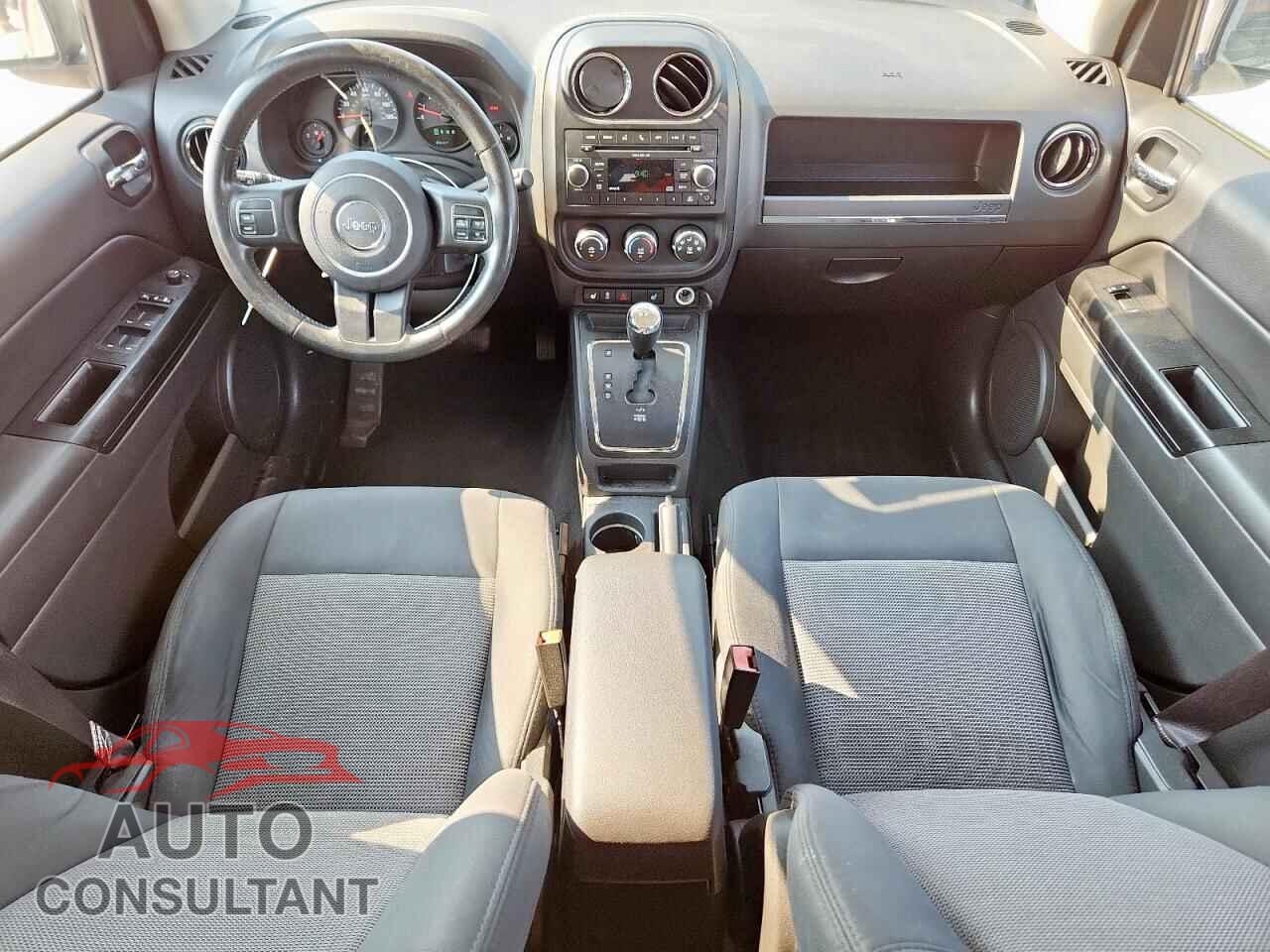 JEEP COMPASS 2011 - 1J4NF1FB4BD201716