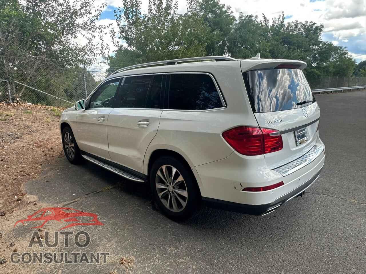 MERCEDES-BENZ GL-CLASS 2015 - 4JGDF6EE6FA559588