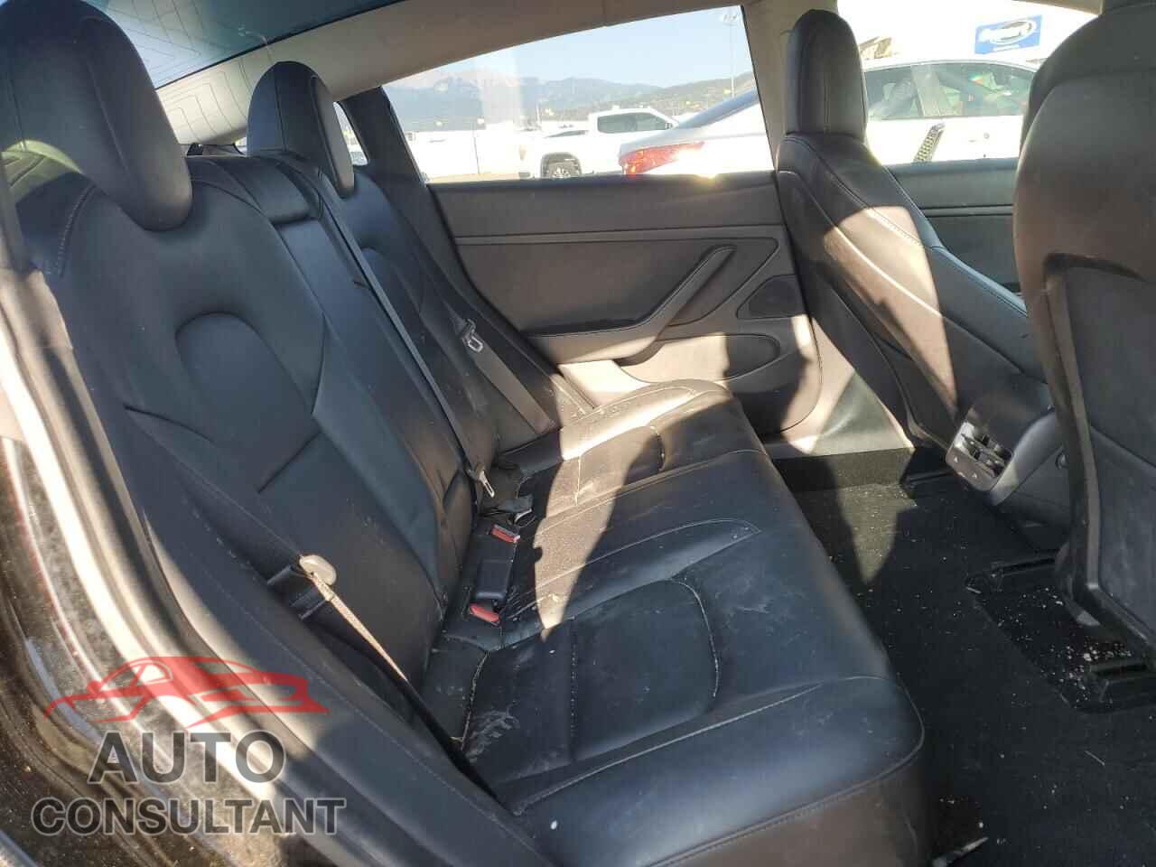 TESLA MODEL 3 2020 - 5YJ3E1EB4LF666363