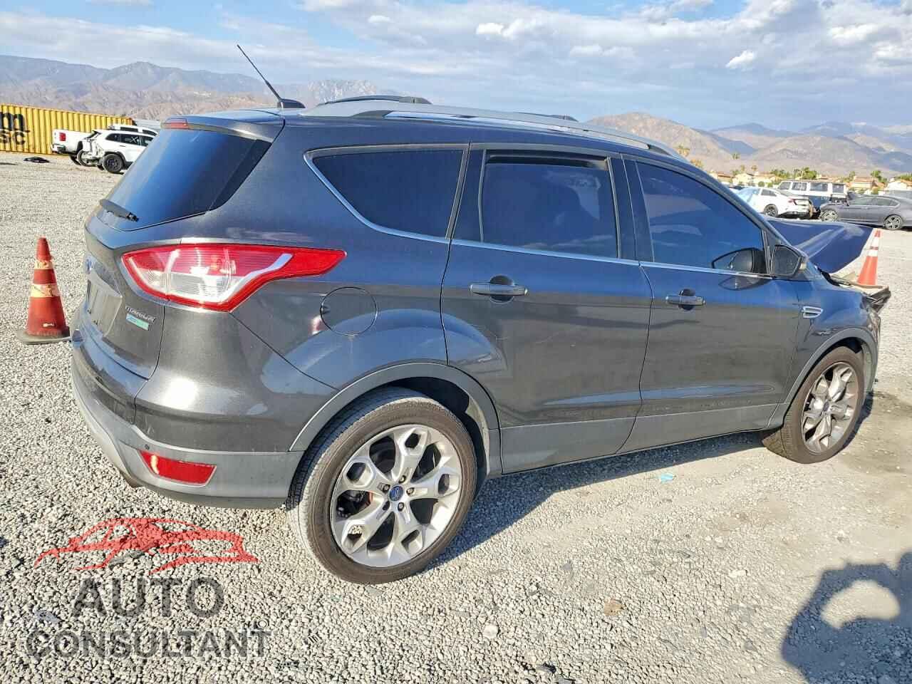 FORD ESCAPE 2015 - 1FMCU0J98FUC36715