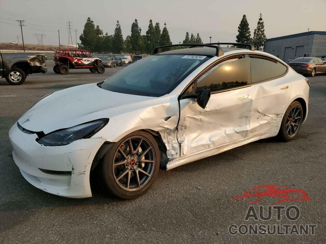 TESLA MODEL 3 2021 - 5YJ3E1EA1MF907823