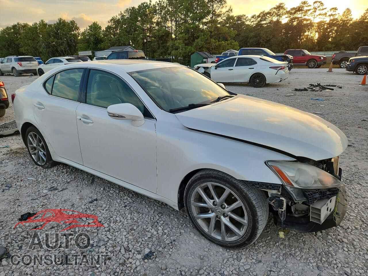 LEXUS IS 2012 - JTHBF5C23C5167329