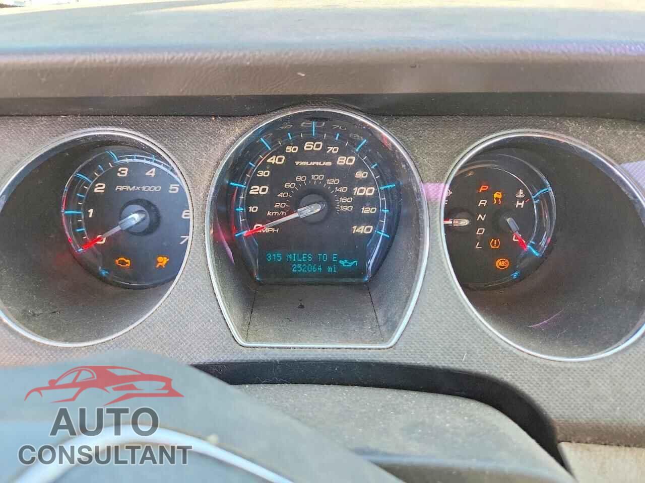 FORD TAURUS 2010 - 1FAHP2DW1AG135320