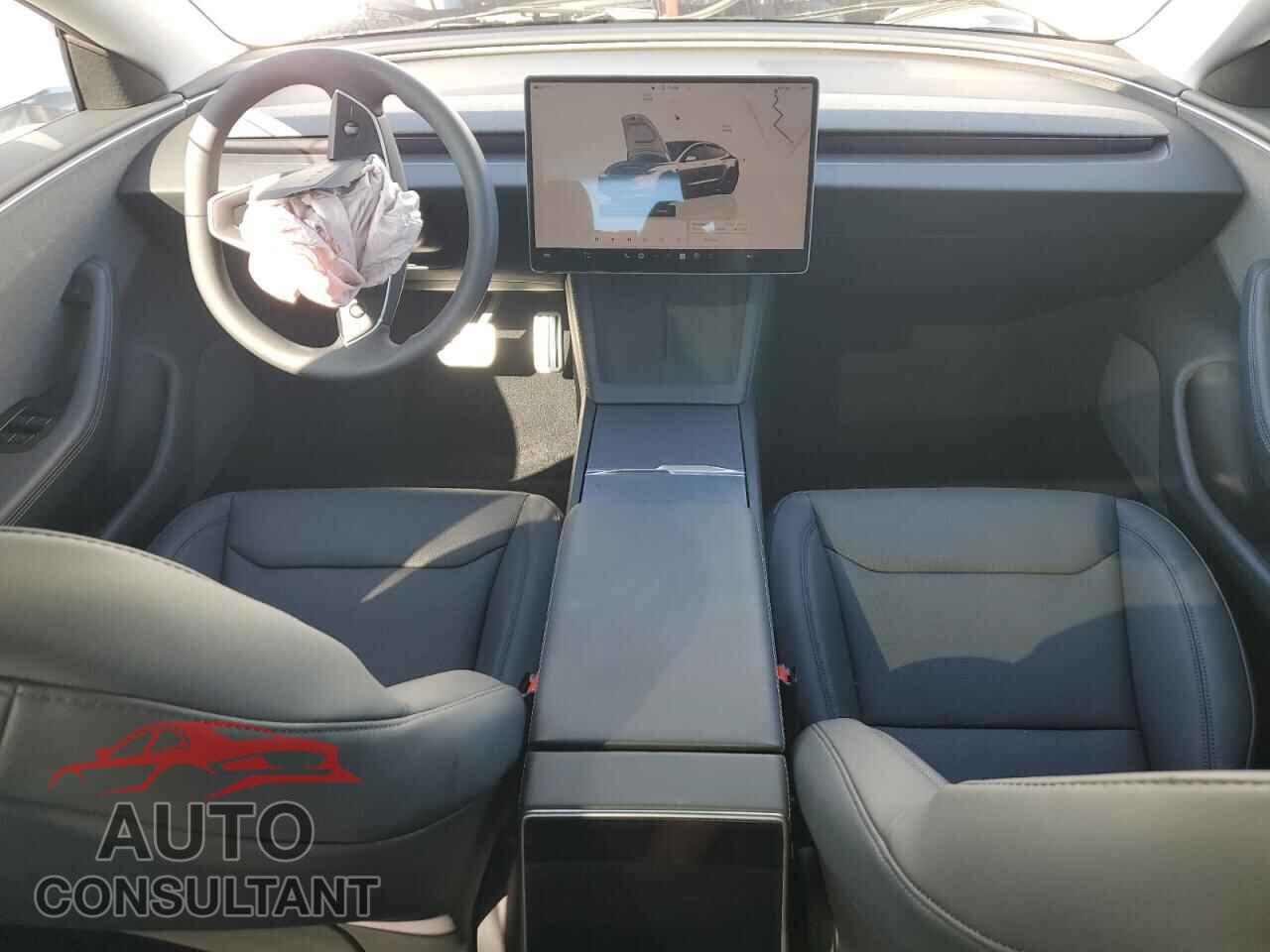 TESLA MODEL 3 2025 - 5YJ3E1EA2SF049629