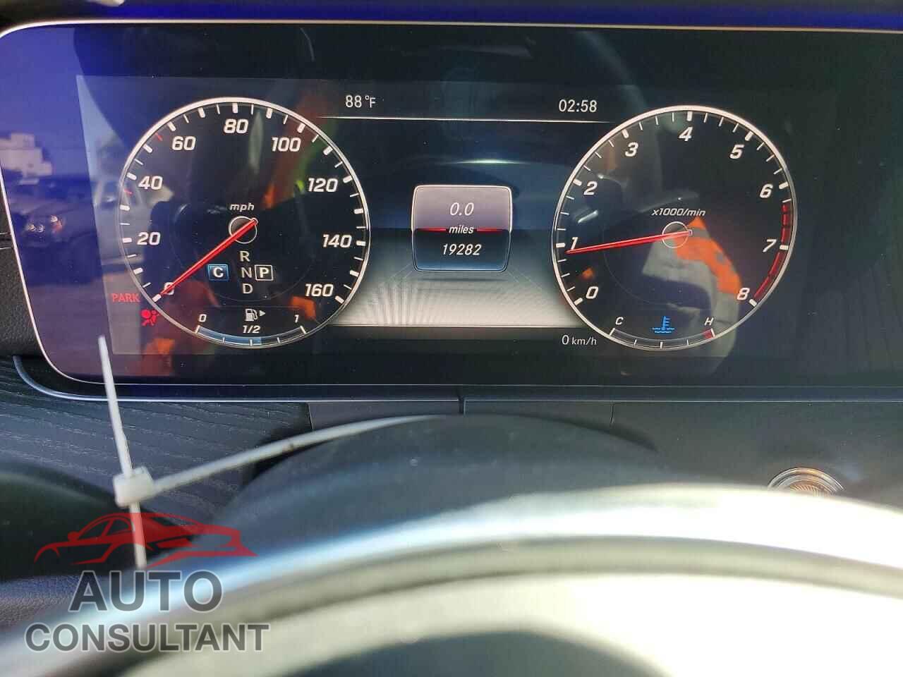 MERCEDES-BENZ E-CLASS 2018 - WDD1J6FB3JF016291