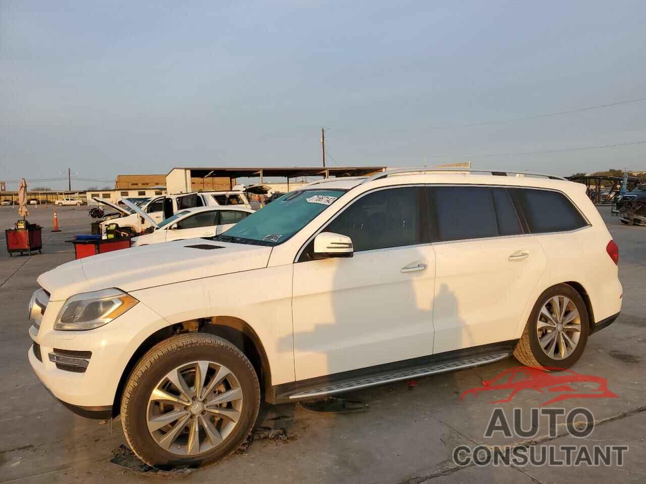 MERCEDES-BENZ GL-CLASS 2015 - 4JGDF2EE1FA450237