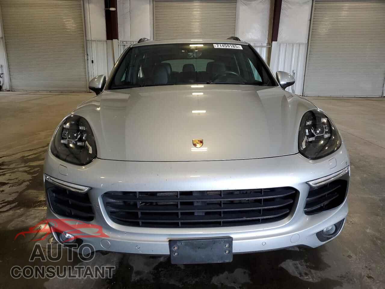 PORSCHE CAYENNE 2017 - WP1AA2A29HKA88073