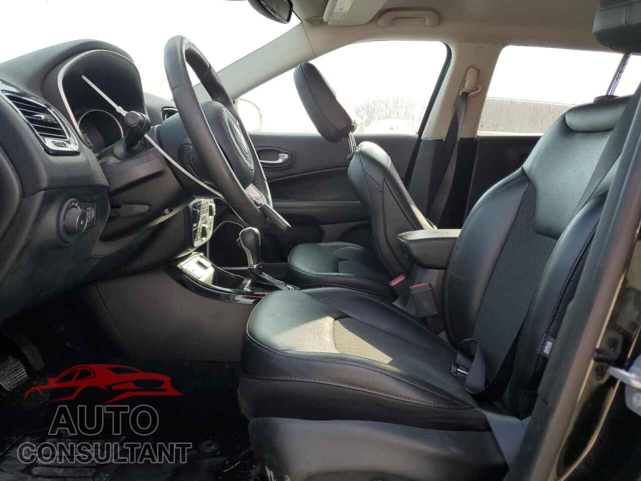 JEEP COMPASS 2019 - 3C4NJCBB3KT658159