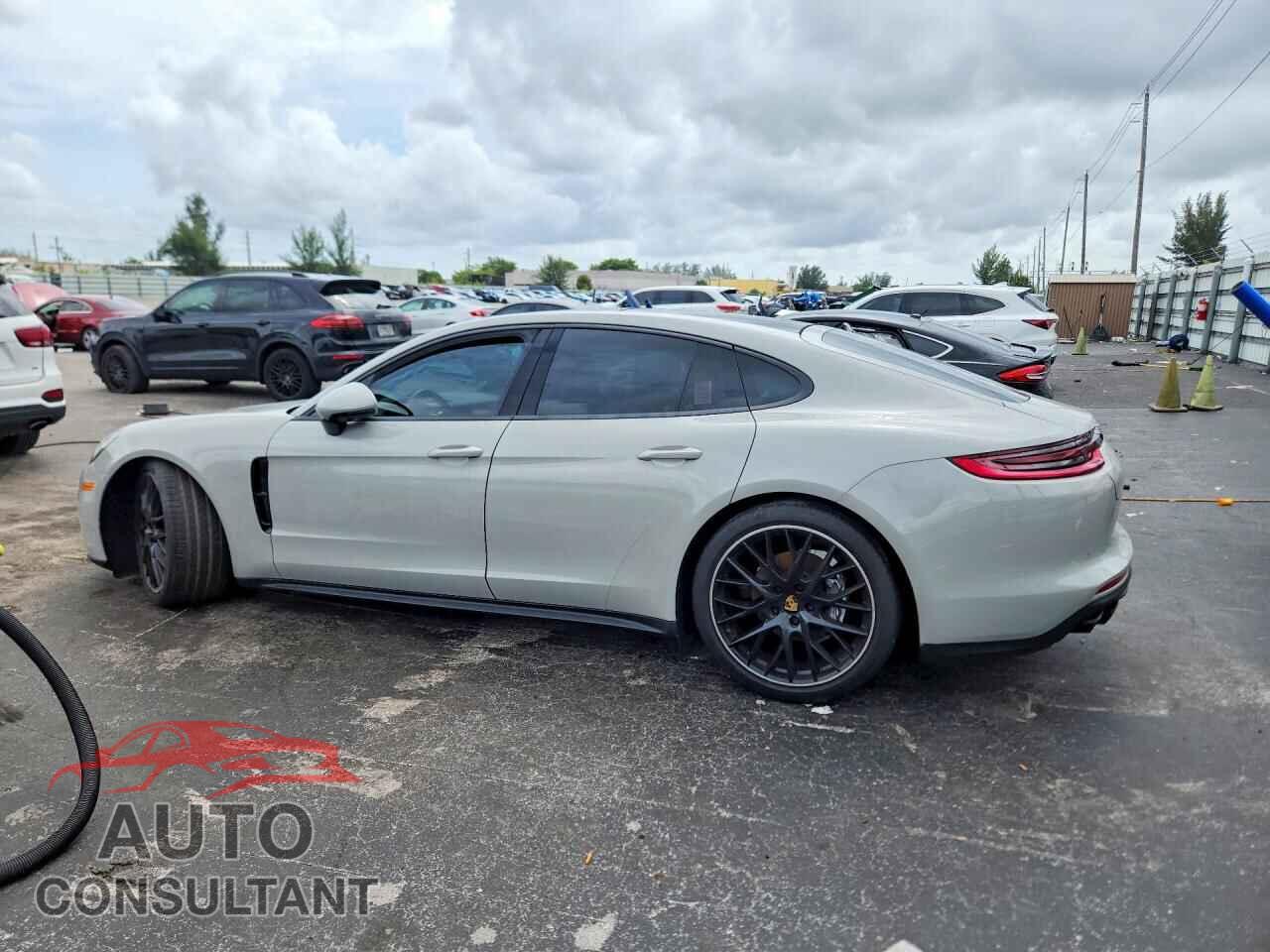 PORSCHE PANAMERA 2020 - WP0AA2A76LL103743