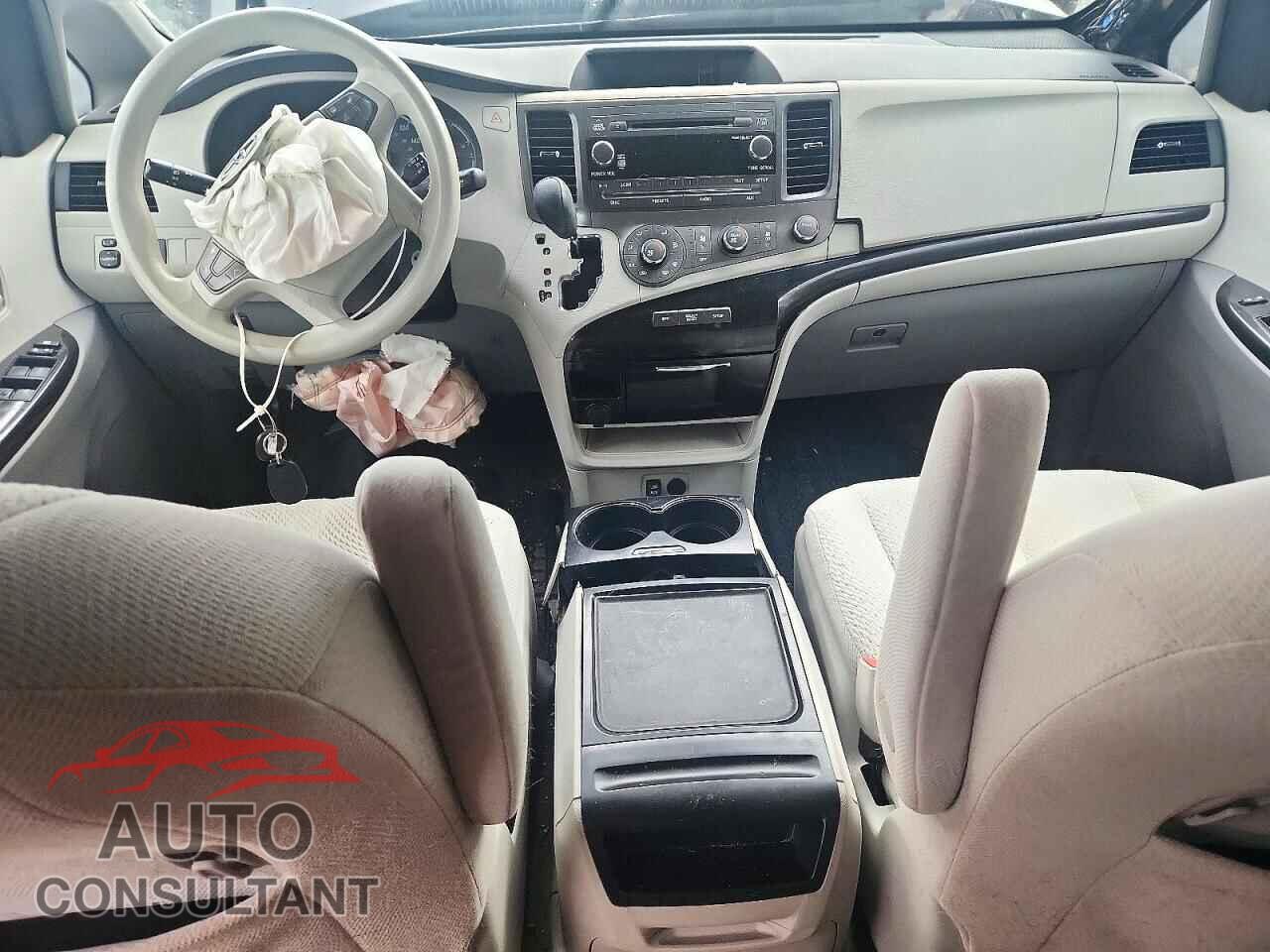 TOYOTA SIENNA 2012 - 5TDKK3DC9CS197356