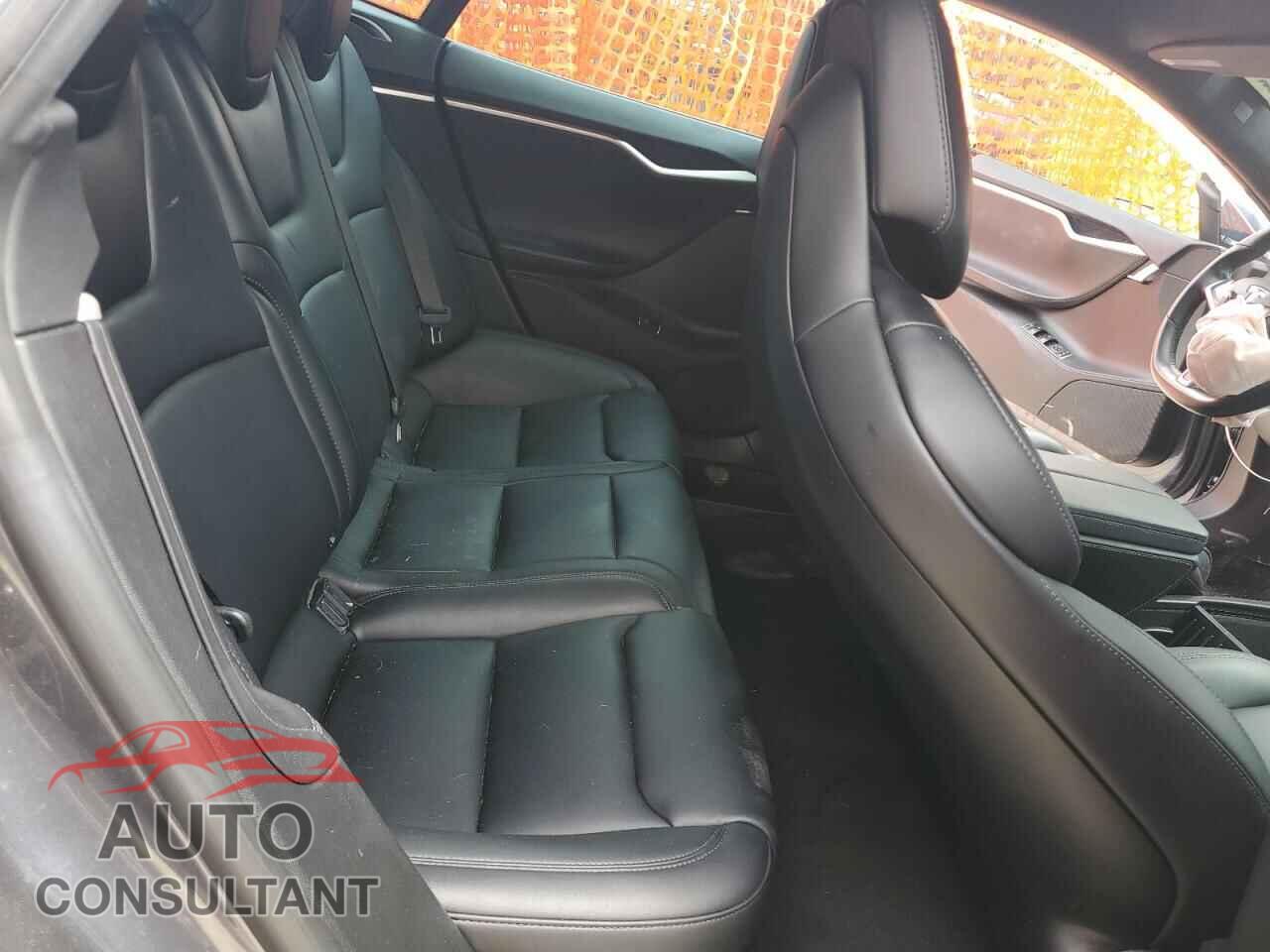 TESLA MODEL S 2018 - 5YJSA1E2XJF244795