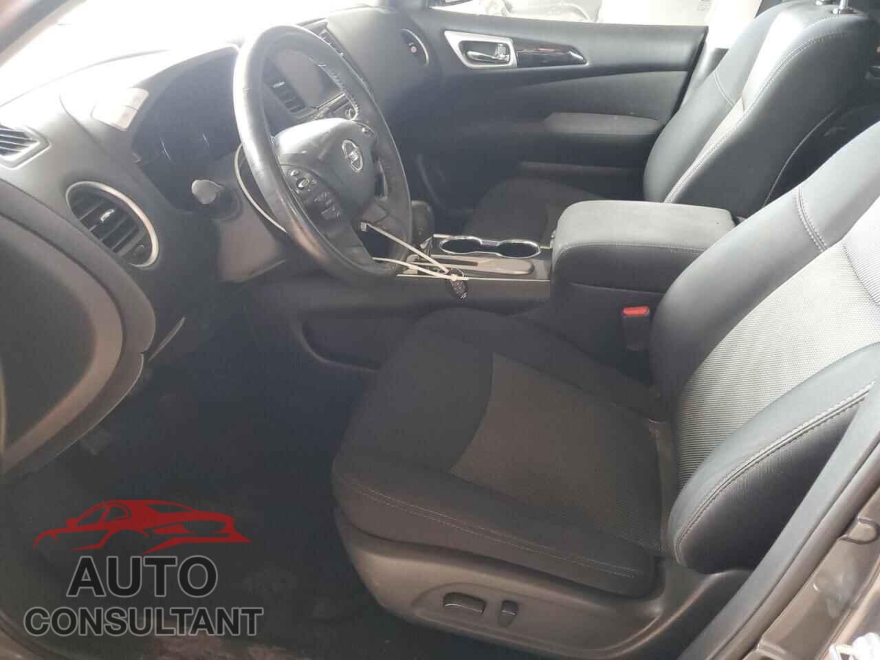NISSAN PATHFINDER 2017 - 5N1DR2MN2HC607662
