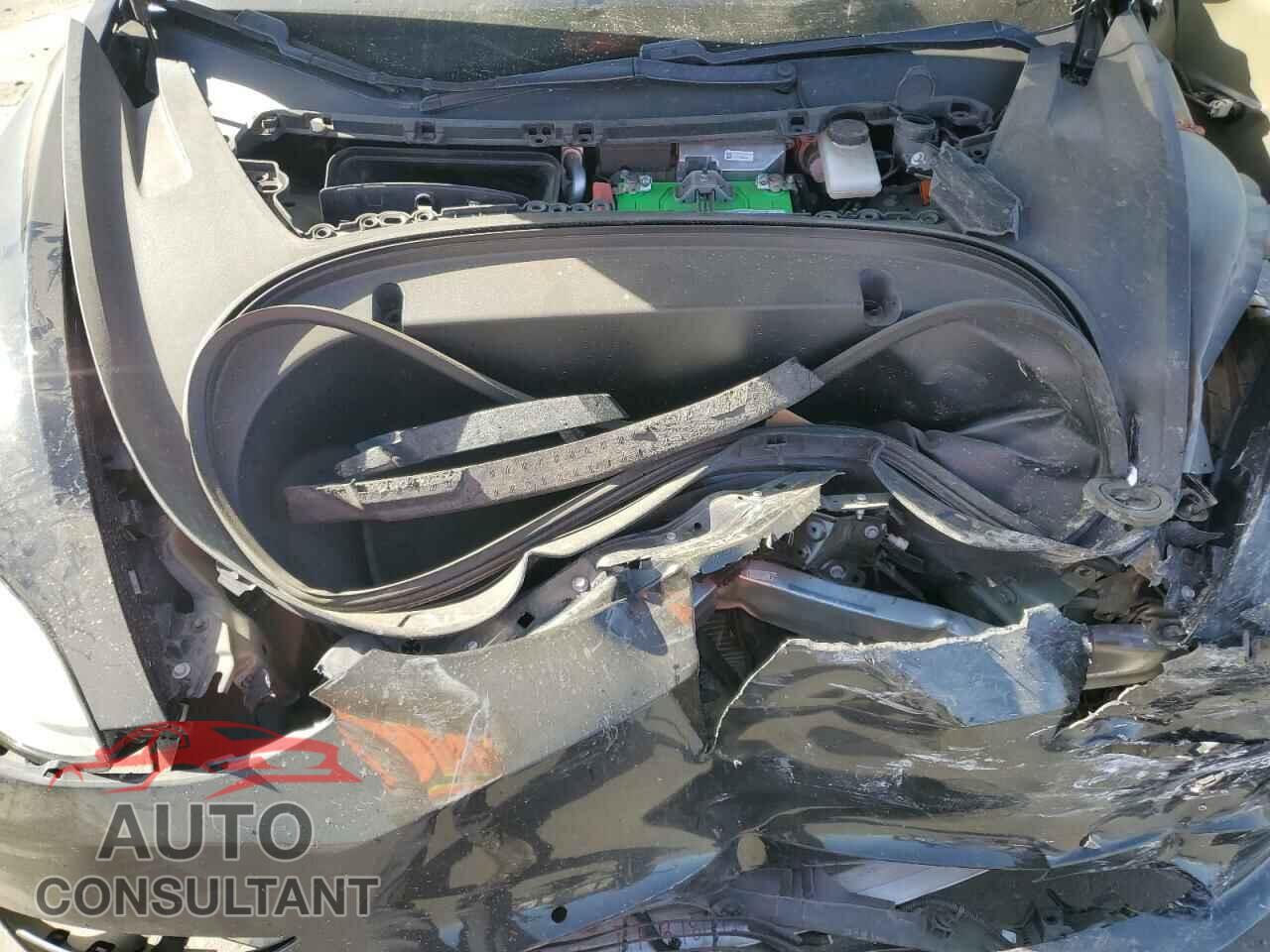 TESLA MODEL 3 2018 - 5YJ3E1EA3JF017433