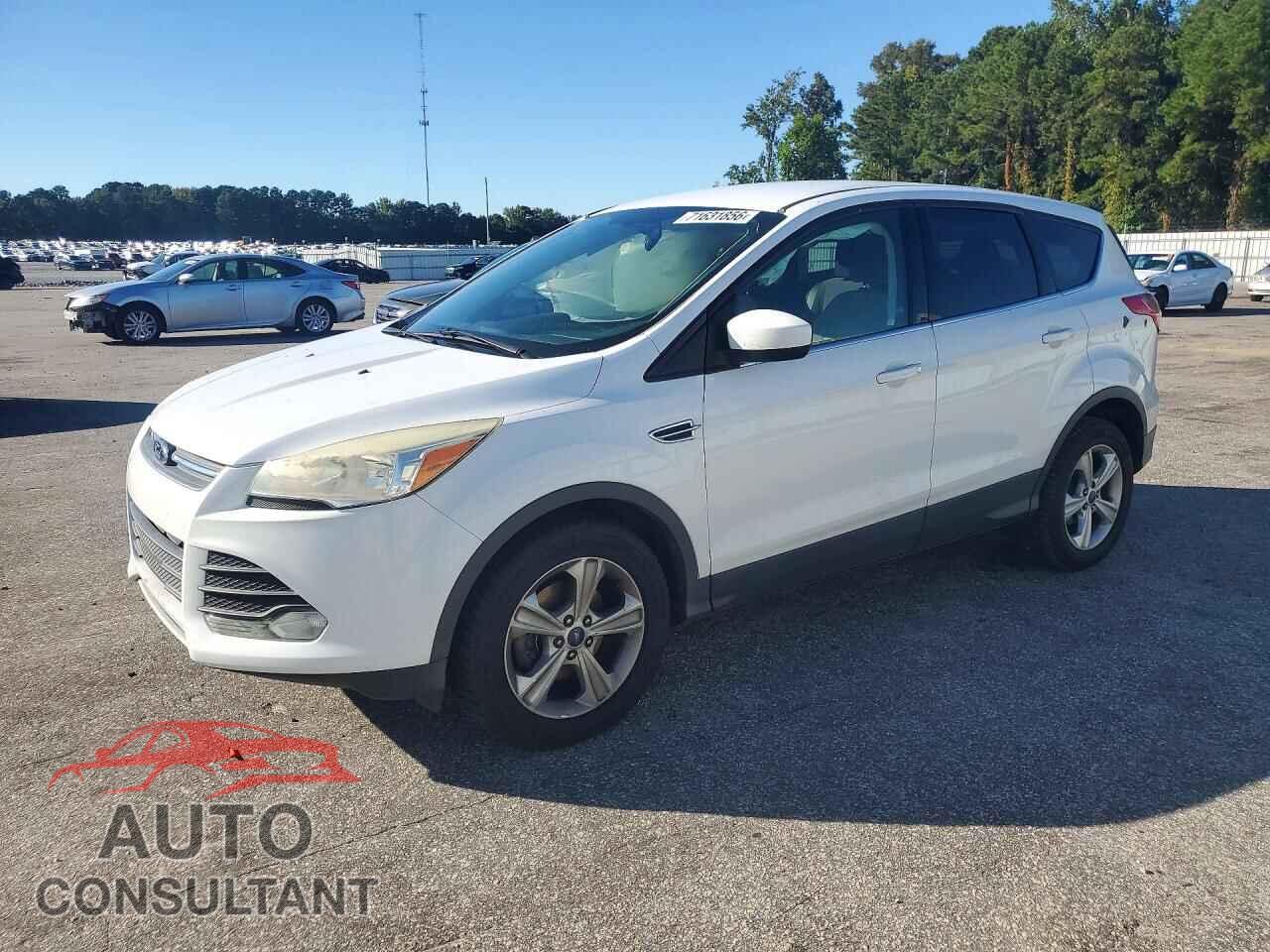 FORD ESCAPE 2014 - 1FMCU0GX5EUC09184