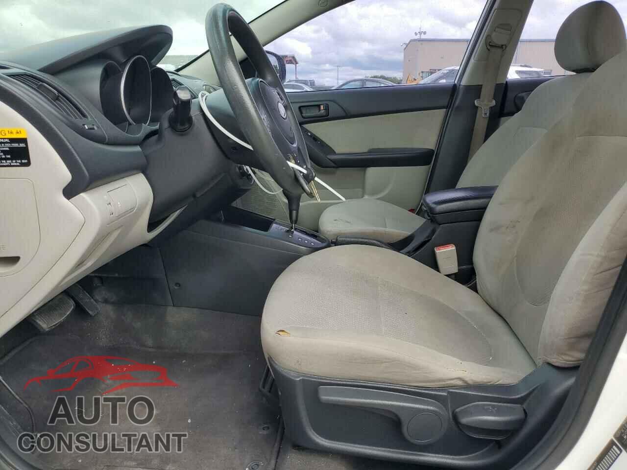 KIA FORTE 2010 - KNAFU4A23A5826767