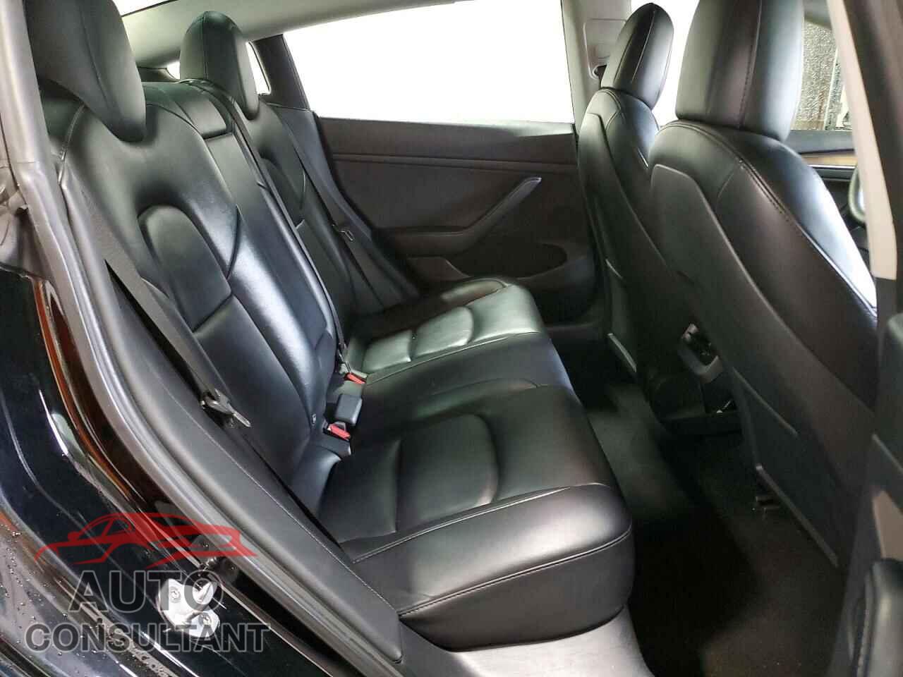 TESLA MODEL 3 2022 - 5YJ3E1EA3NF371474