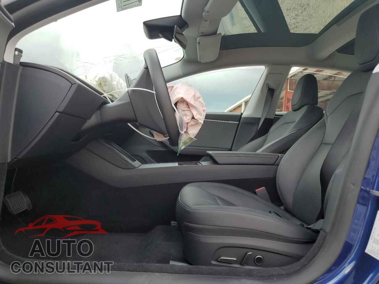 TESLA MODEL 3 2025 - 5YJ3E1EA0SF986298
