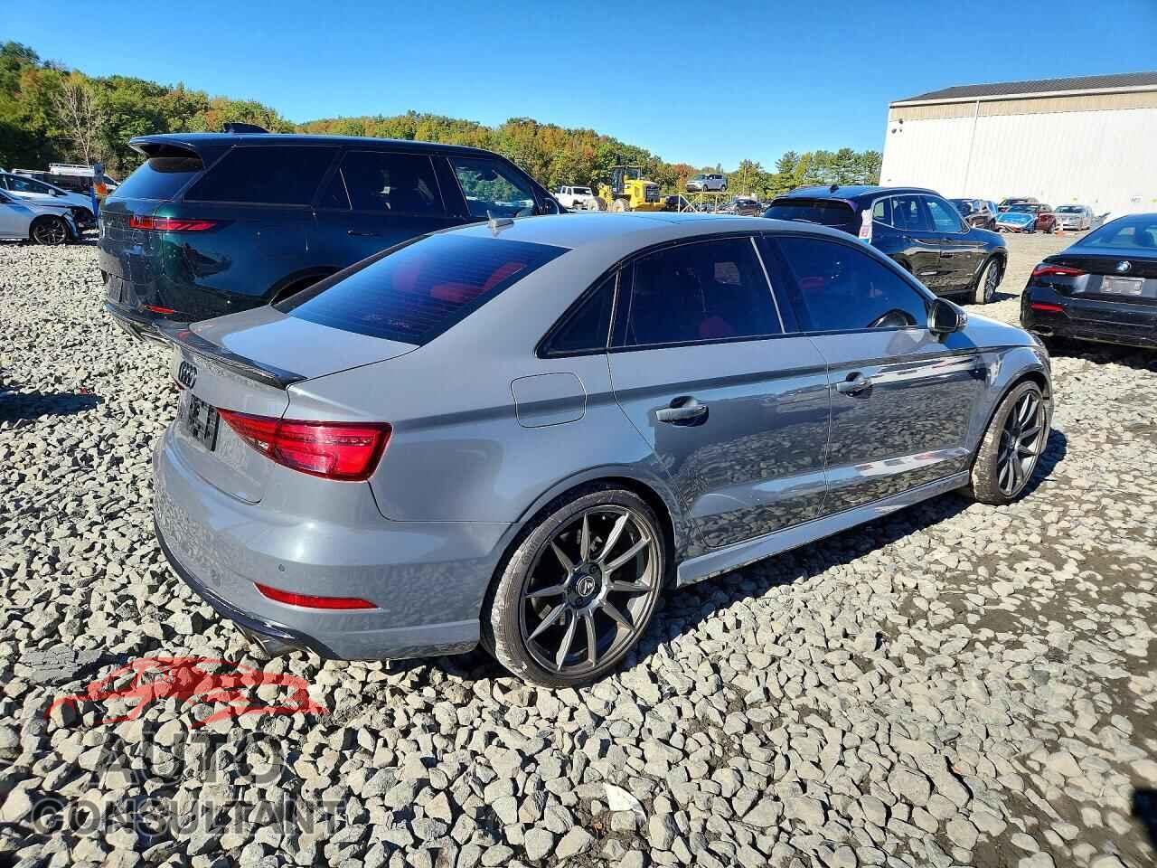 AUDI S3 2017 - WAUB1GFF8H1032143