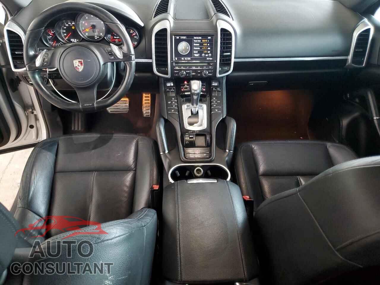 PORSCHE CAYENNE 2011 - WP1AB2A26BLA43395