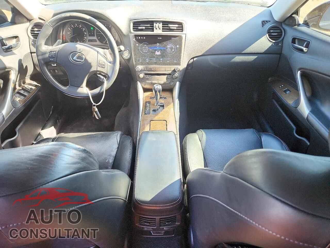 LEXUS IS 2010 - JTHCF5C25A5041765