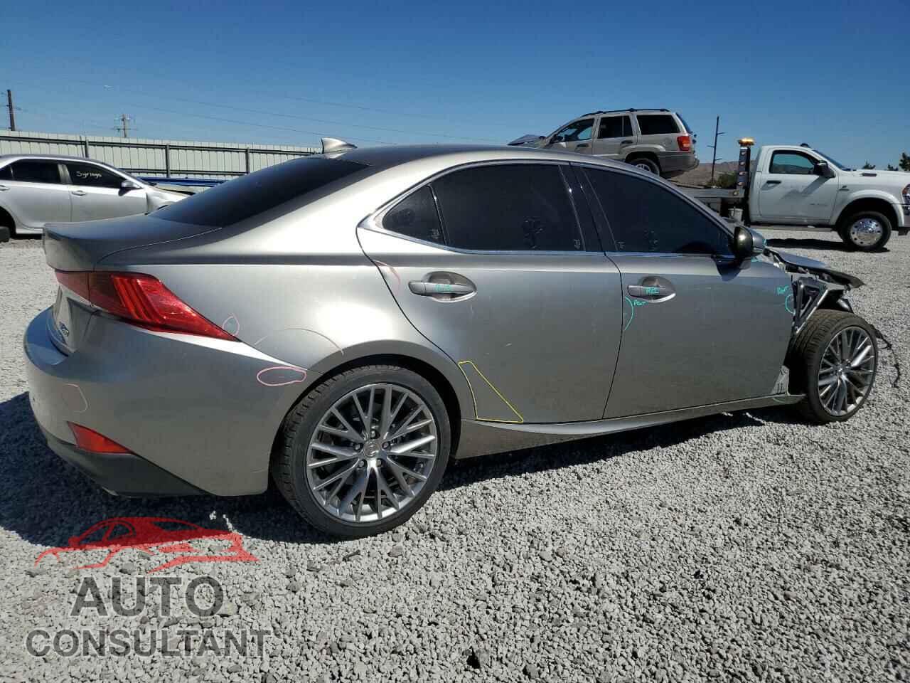 LEXUS IS 2018 - JTHC81D26J5029352