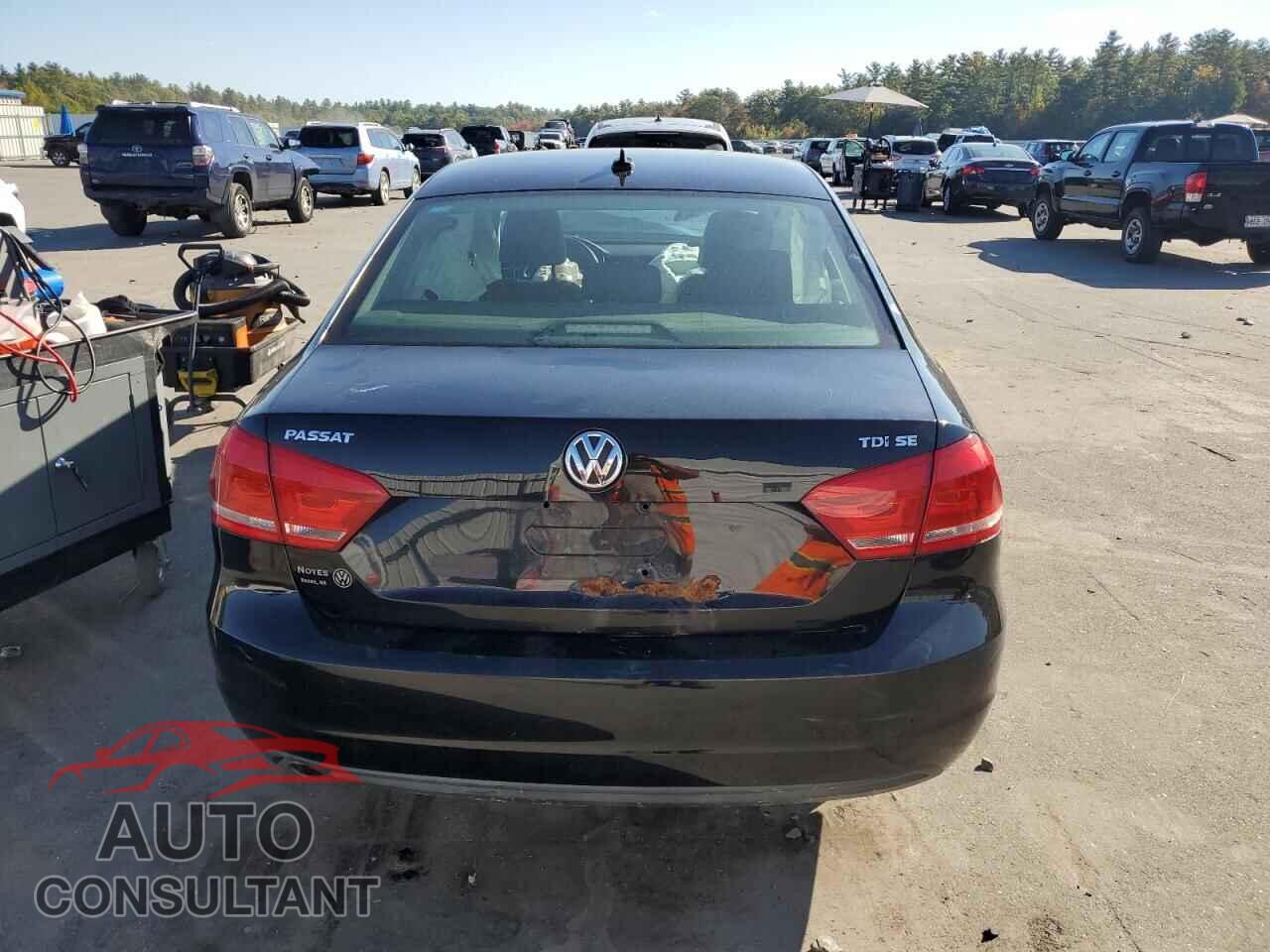 VOLKSWAGEN PASSAT 2014 - 1VWBN7A37EC086843