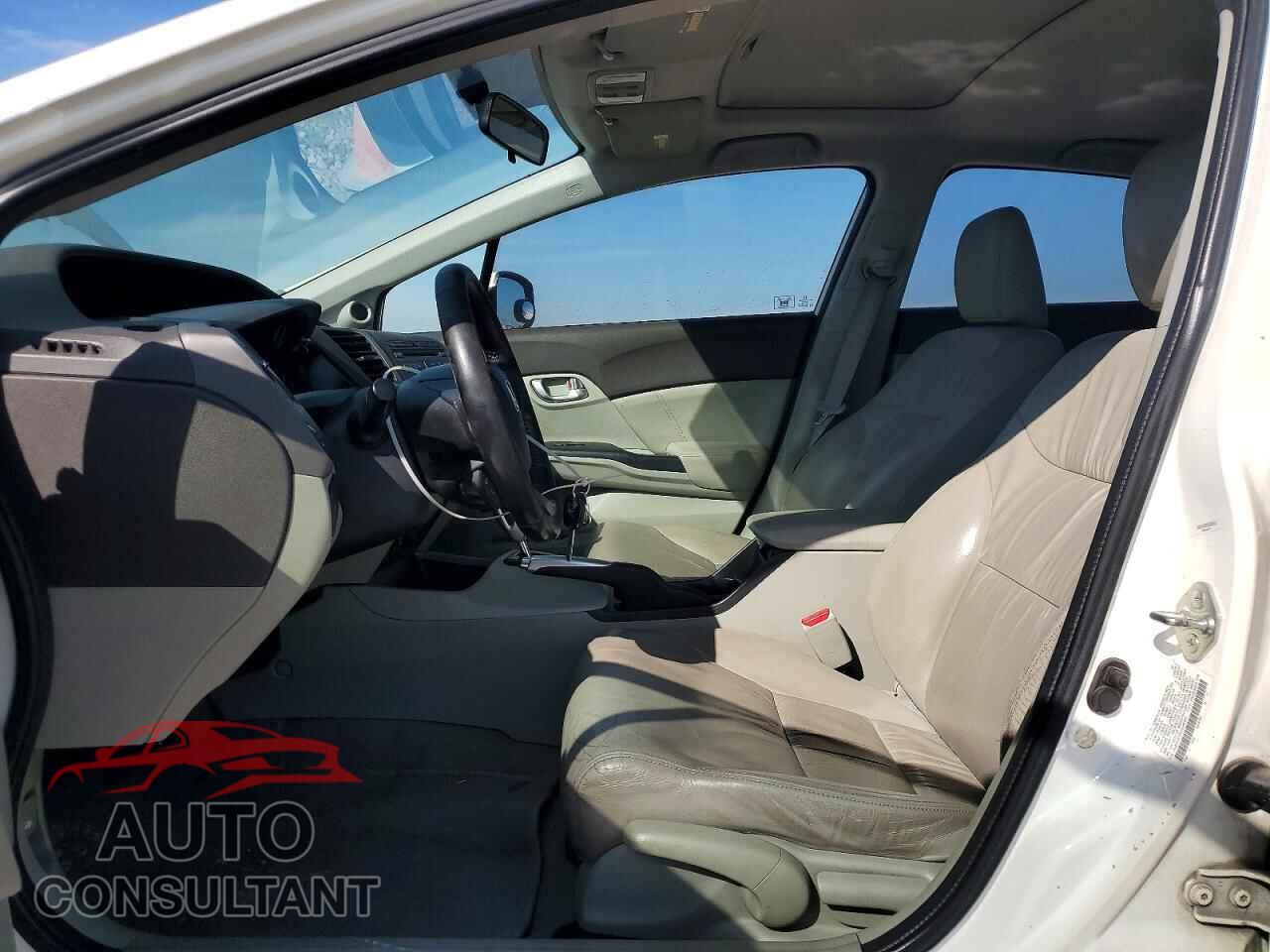 HONDA CIVIC 2012 - 2HGFB2F95CH588484
