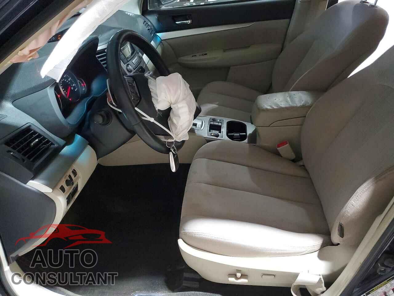 SUBARU OUTBACK 2013 - 4S4BRCCC7D3307011