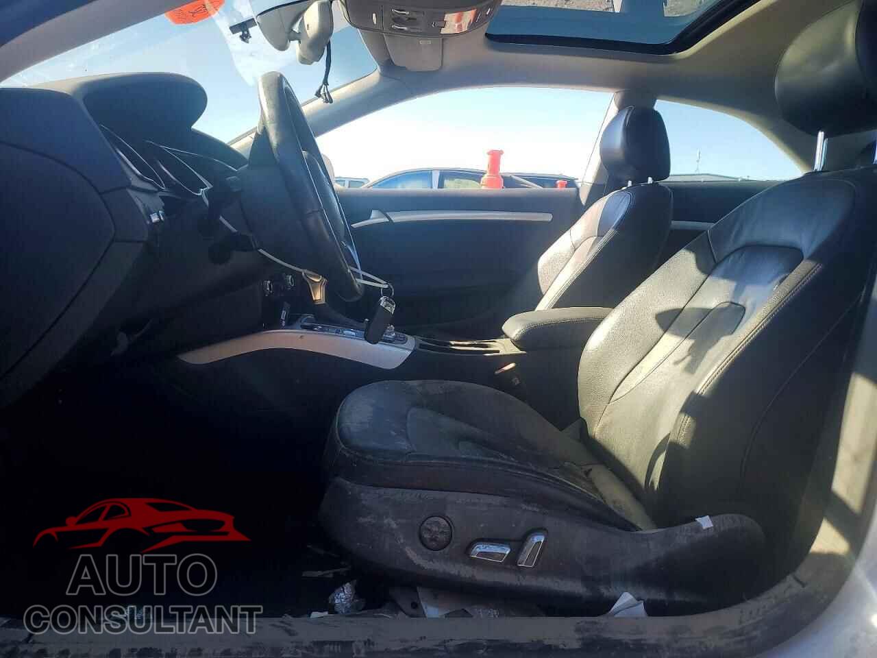 AUDI A5 2013 - WAULFAFR0DA033603