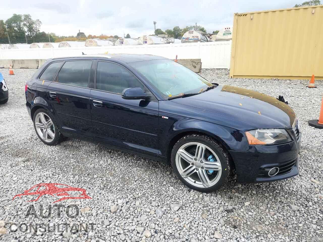 AUDI A3 2011 - WAUKJAFM2BA027359