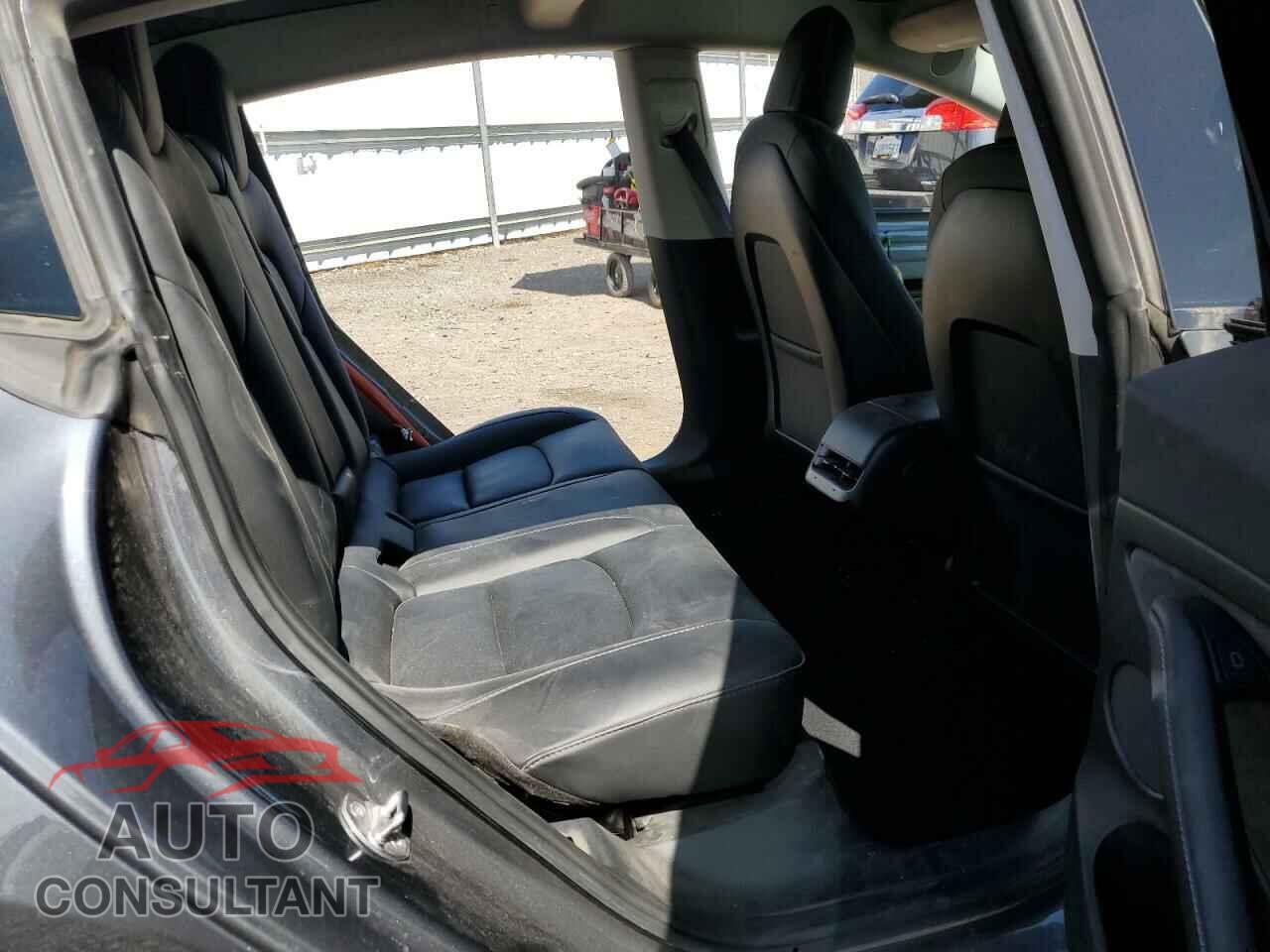 TESLA MODEL 3 2023 - 5YJ3E1EA1PF469602