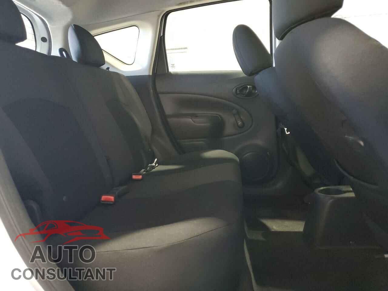 NISSAN VERSA 2017 - 3N1CE2CP5HL354844