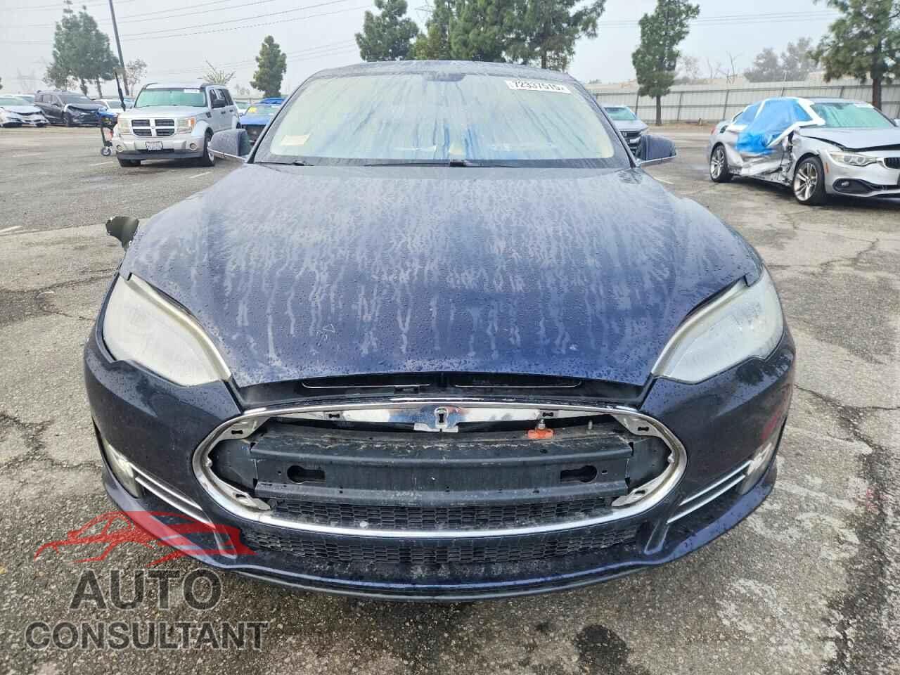 TESLA MODEL S 2013 - 5YJSA1CP1DFP09872