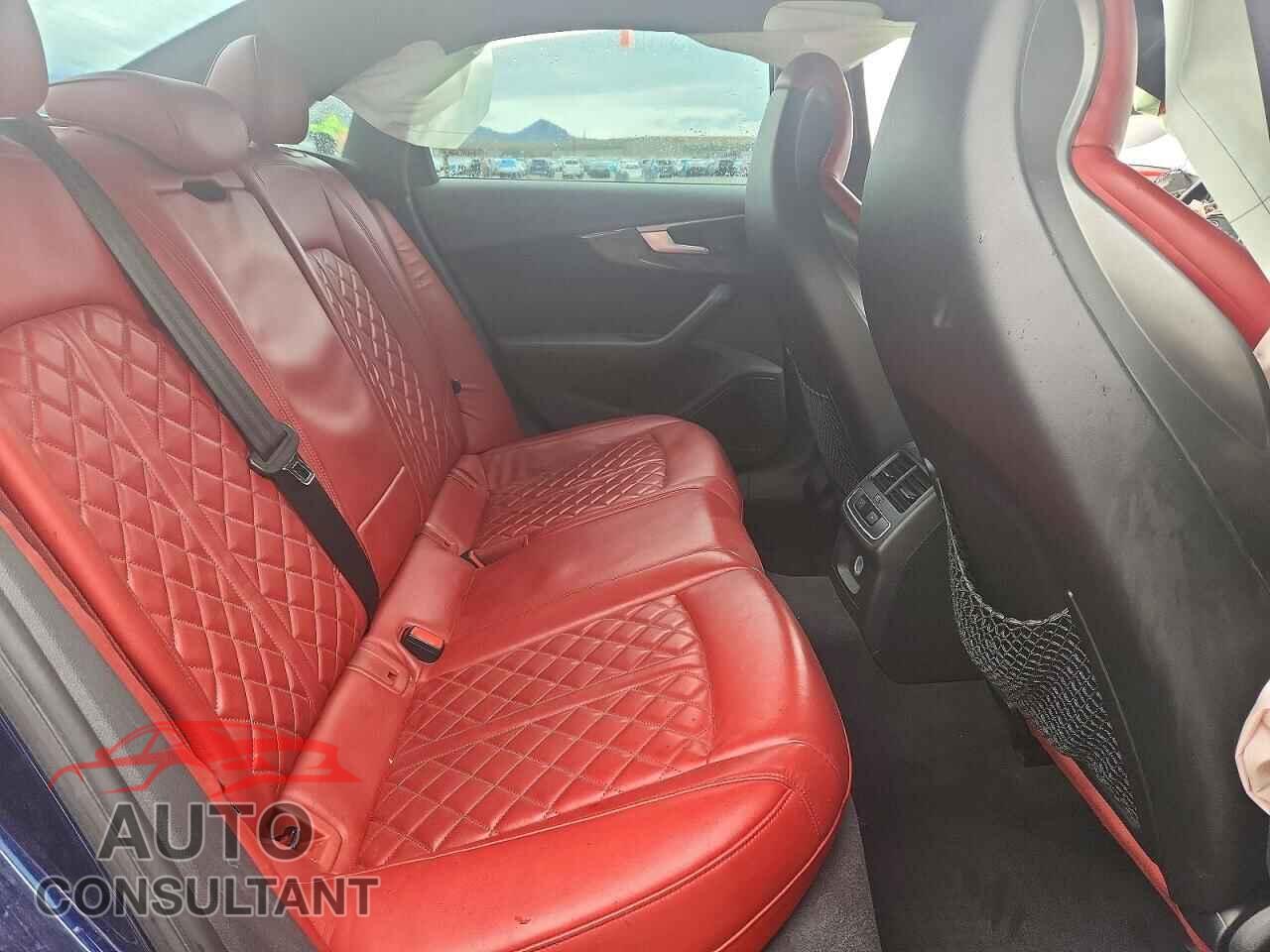 AUDI S4/RS4 2018 - WAUB4AF44JA001402