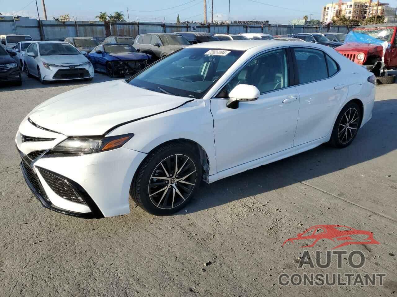 TOYOTA CAMRY 2022 - 4T1G11AK2NU008873