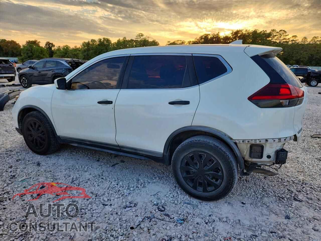 NISSAN ROGUE 2018 - KNMAT2MV4JP593237