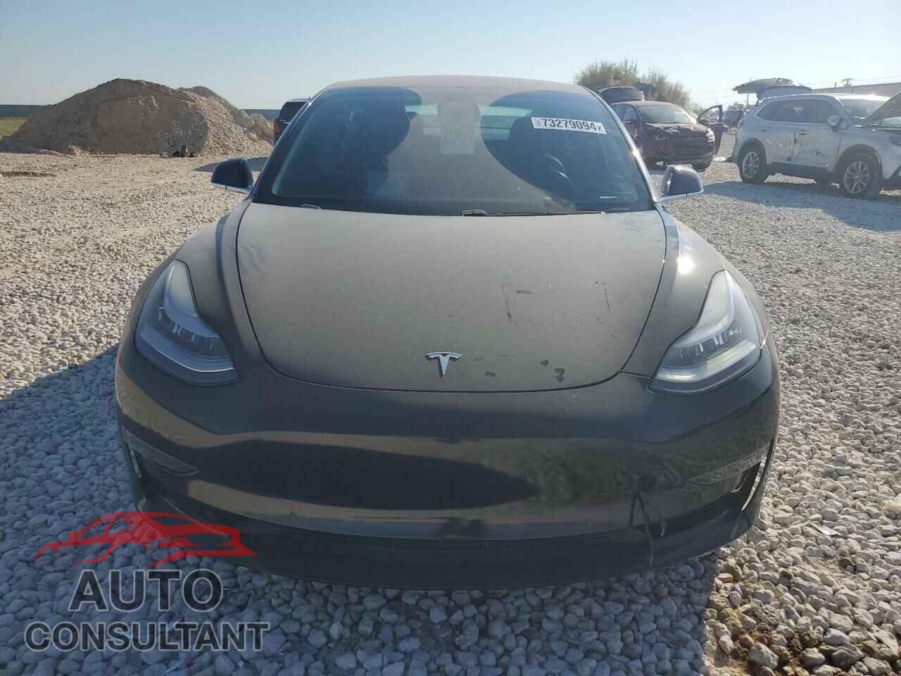 TESLA MODEL 3 2018 - 5YJ3E1EB7JF145151