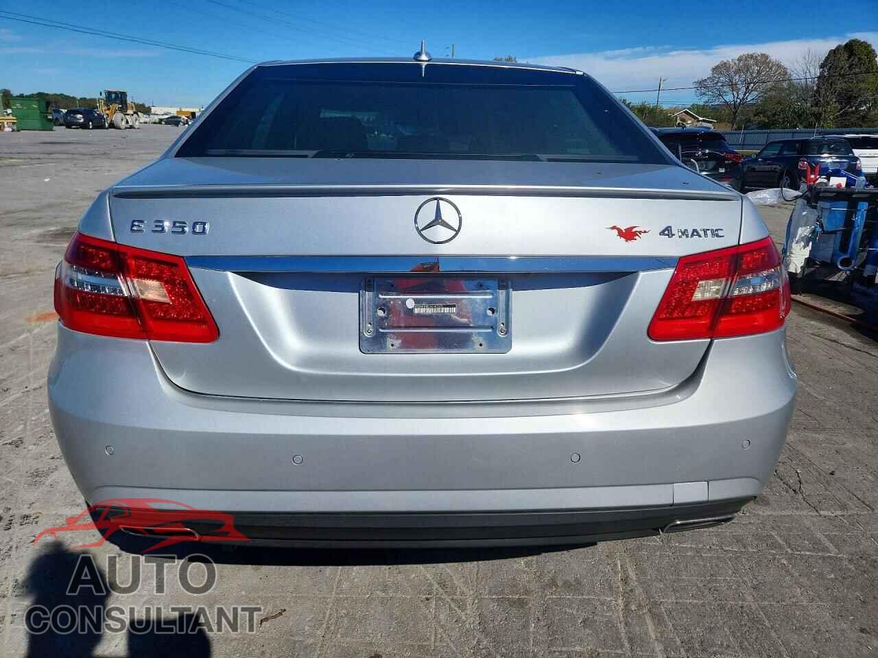 MERCEDES-BENZ E-CLASS 2010 - WDDHF8HB0AA103555