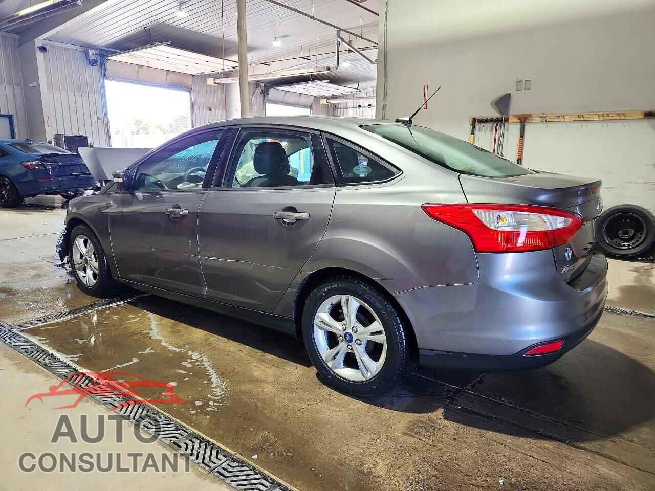 FORD FOCUS 2014 - 1FADP3F28EL102083